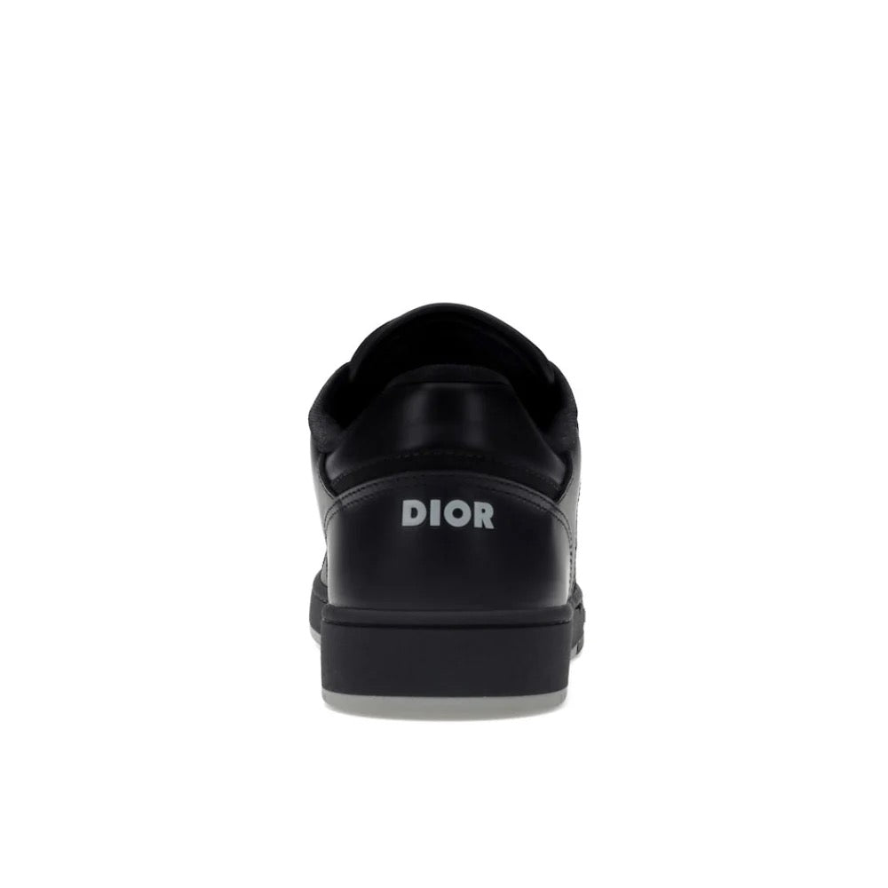 "B27" Low Sneaker